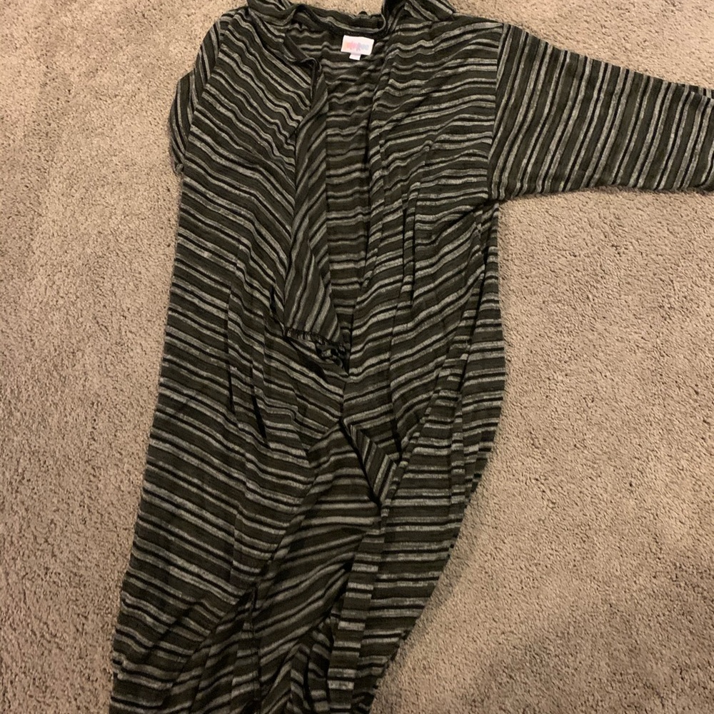 Lularoe Shirley cardigan